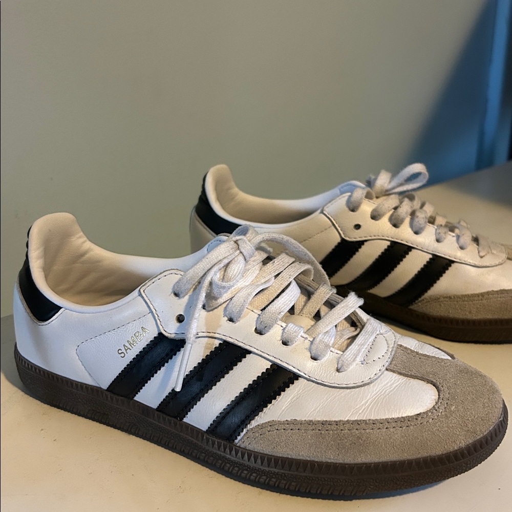 Adidas Sambas